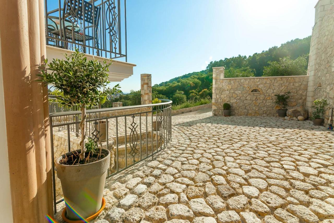 Natura Luxury Suites Парга Екстер'єр фото